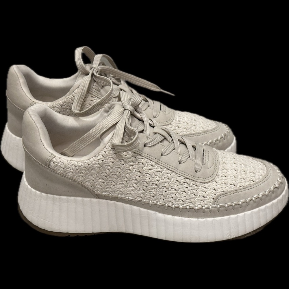 Dolce Vita Sneakers